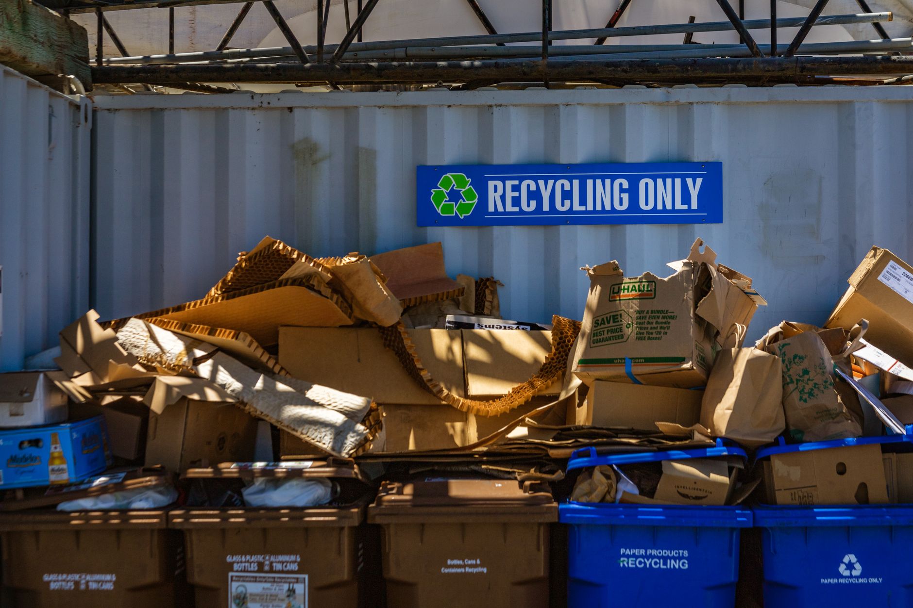 How recycling helps save energy and raw materials - How Recycling Helps Save Energy and Raw Materials